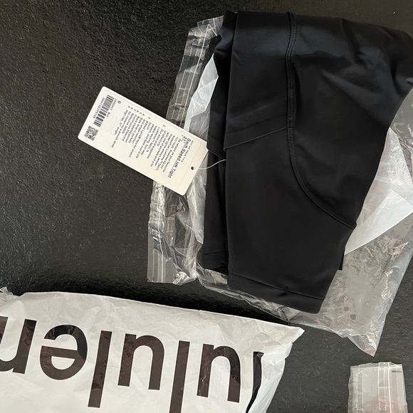 NWT Swift Speed High-Rise Tight 31”  black size 0 - Picture 8 of 12